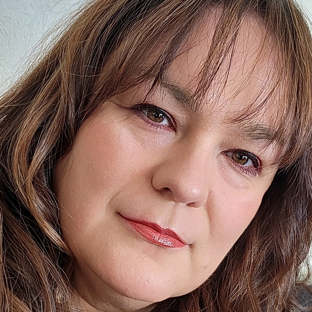 Meet your Posher, Holly